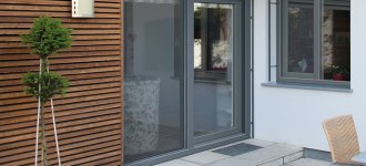  PVC plegable puerta balcón PVC puertas correderas con vidrio  plástico (36 ''80 '', blanco) : Herramientas y Mejoras del Hogar